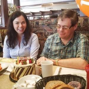 Meet your Posher, Dee